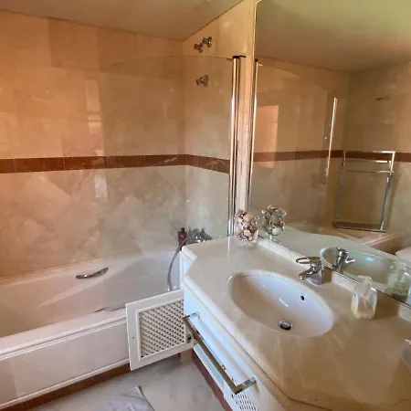 Havsutsikt - Penthouse 200 M Fran Stranden - Elviria Appartement Marbella