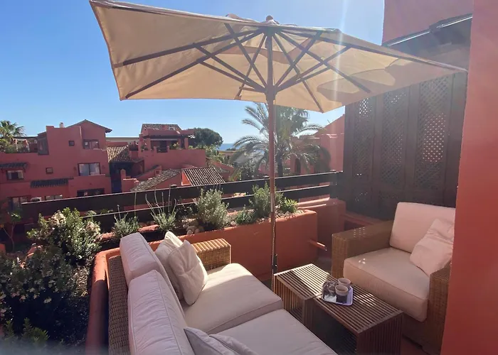 Havsutsikt - Penthouse 200 M Fran Stranden - Elviria Apartment